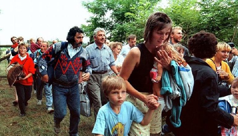 19 GUSHT 1989/ Pikniku politik që ndryshoi historinë (FOTO)