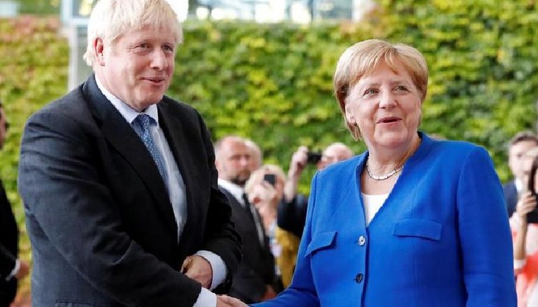 BREXIT/ Merkel i shtrin dorën Boris Johnson, marrëveshje për 30 ditë