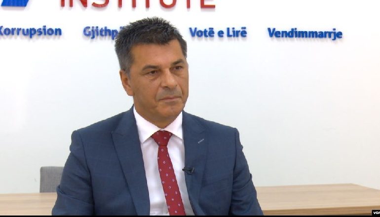 ZGJEDHJET/ Kryeziu: Partitë politike të shpalosin qëndrimet për tarifat dhe bisedime me Serbinë
