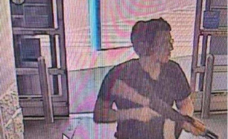 PAS MASAKRAVE KU MBETËN TË VRARË DHJETËRA PERSONA NË SHBA/ 200 kryebashkiakë kërkesë Senatit për armët