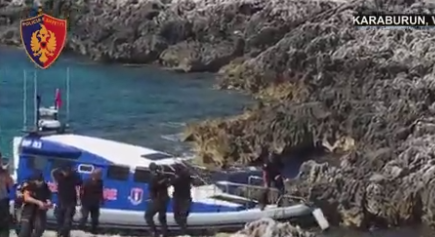 FJETËN NË ÇADËR KAMPINGU/ DETAJET: Si u gjetën pas 15 orësh kërkime çifti i turistëve nga Hungaria