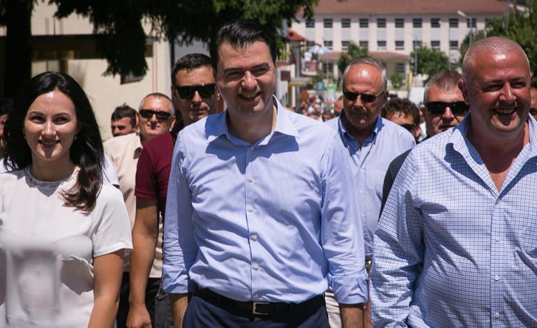 6 MUAJ PROTESTA/ Basha tregon për çfarë shërbyen: Janë 85 përqind e shqiptarëve që na duan ne