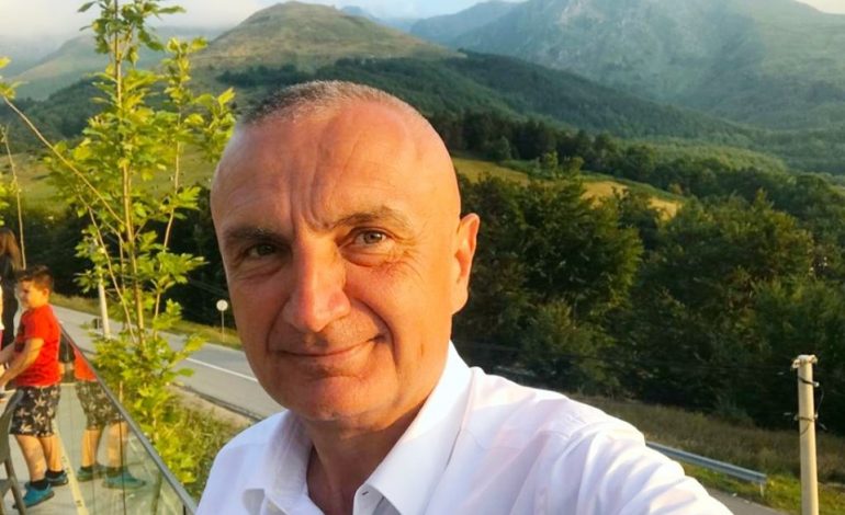 “IK LYP AZIL NË SERBI”/ Qytetarët “MASAKROJNË” Metën: Po andej nga burgu Reçit, kur do dalësh (KOMENTET)