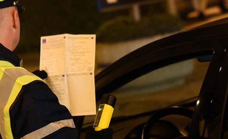 E KAPIN TË DEHUR/ Telefonata e djalit në shtëpi “fundos” dhe babanë. Policia zbulon se…