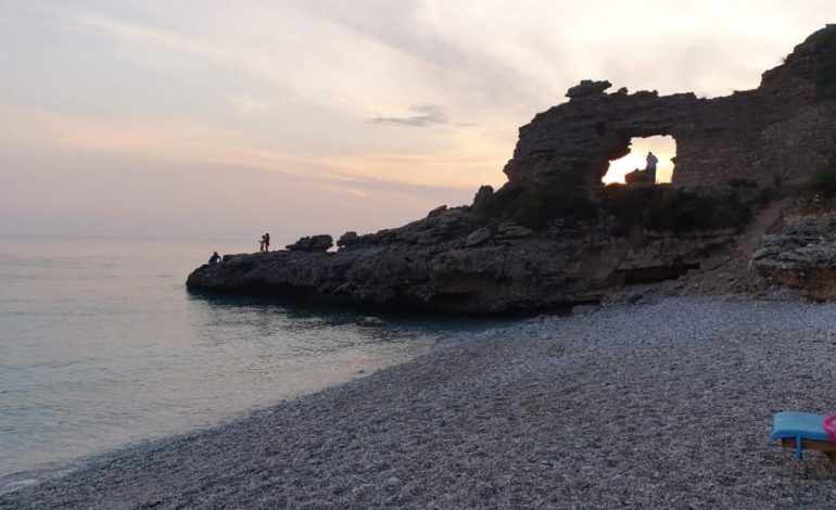DRIMADHES/ Destinacioni IDEAL i verës me një perëndim fantastik (FOTO)