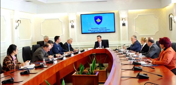 DORËHEQJA E HARADINAJ/ Sot vendoset për seancën për shpërndarjen e Kuvendit