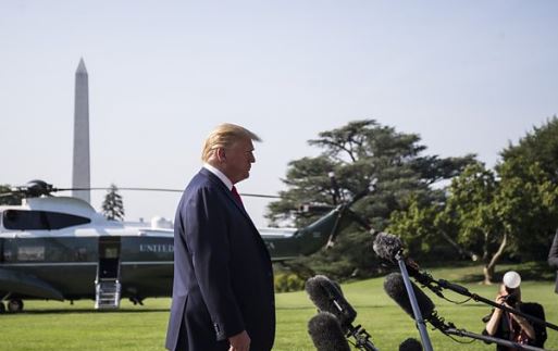 TRUMP VIZITON TË MBIJETUARIT E SULMIT ME ARMË/ Kongresmenia nuk e takon, ja arsyeja