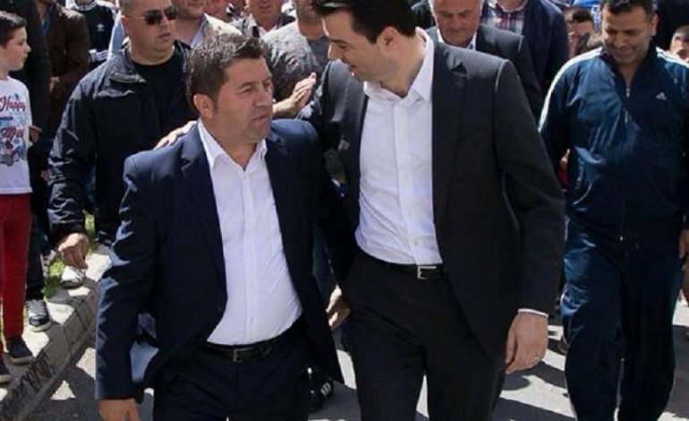 “NUK U BO QAMETI SE HUMBËM DISA BASHKI”/ Fran Frrokaj kundër “aksionit” të PD: Nuk do bëj rezistencë