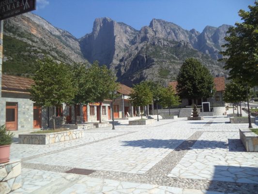 DESTINACION TURISTIK/ Tamara, stacioni i ri në “këmbët” e Alpeve Shqiptare