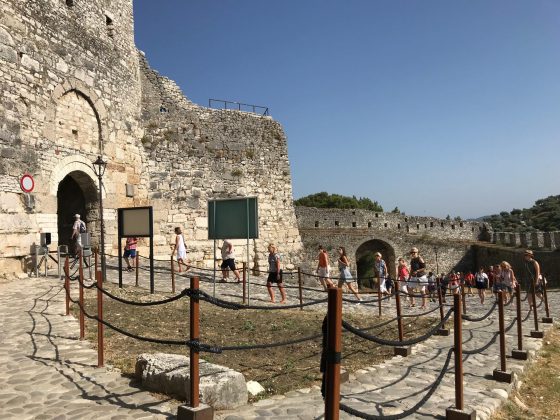 NË 7 MUAJT E PARË TË VITIT/ Berati thyen REKORD, 70 mijë vizitorë