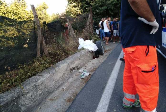 E RËNDË/ Makina “fluturon” për vdekje adoleshentin SHQIPTAR, dyshohet se…