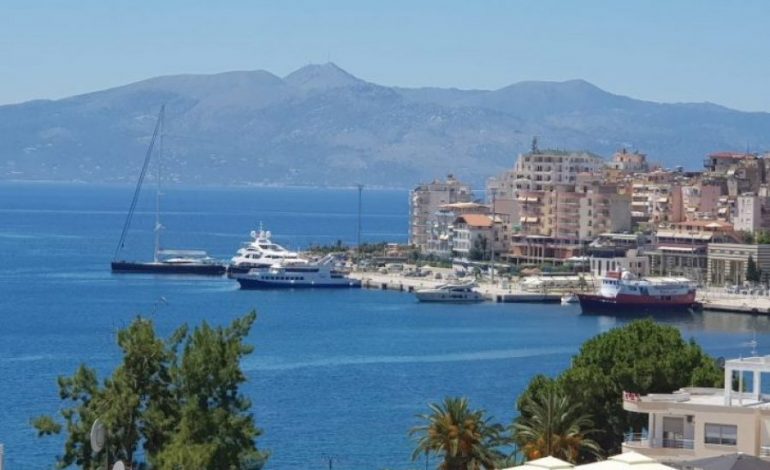 MË I MADHI NË BOTË/ Mbërrin në Sarandë jahti 400 milionë $, ja kujt i përket