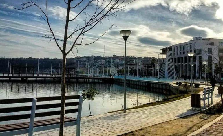 “KANË NISUR FLUKSET E TURISTËVE TË HUAJ, BUJTINA PLOT SHIJE”/ Rama nxjerr fotot nga transformimi i këtij qyteti