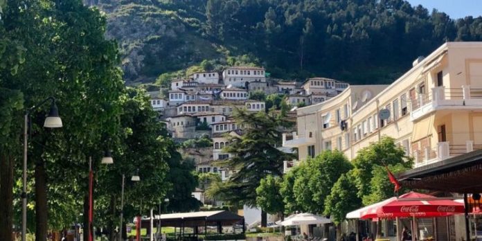 “SHQIPËRIA NJË DISTINACION I TURIZMIT KULINAR ”/ Rama publikon reportazhin e “Welt.de”: Vendi i pazbuluar i Evropës