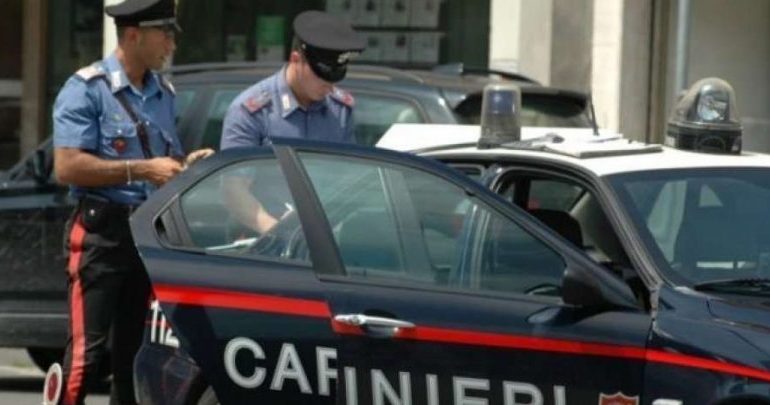 E RËNDË/ Masakroi me thikë shokun e tij të dhomës, shpallet në kërkim shqiptari