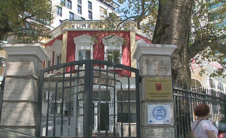 BILANCI I VETTINGUT/ Ja sa gjyqtarë dhe prokurorë mbetën në rrjetë