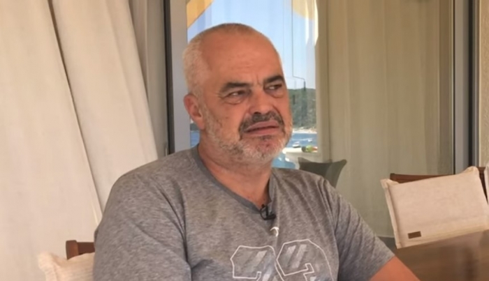 “BLLOFI” I RADHËS I BERISHËS/ Përkthen KEQ deklaratën e Ramës. Qytetarët: Mirë ti që nuk di, po ata këshilltarët…