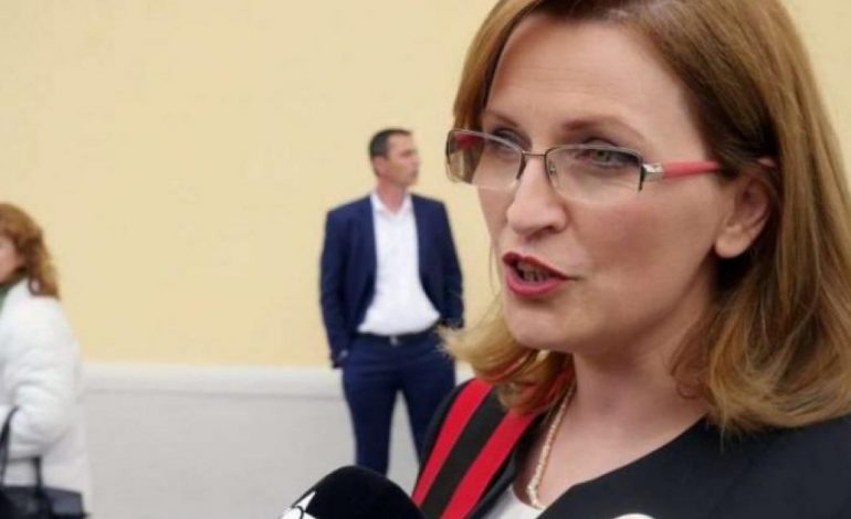 SHKODRA KALAJA E FUNDIT/ Voltana Ademi “braktis” protestuesit, zbulohet vendndodhja e saj