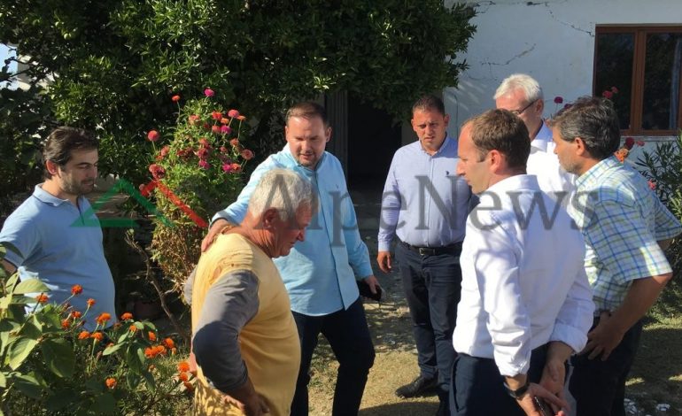 PREKËSE/ Kryefamiljari në Kavajë shpërthen në lot pas dëmeve nga TËRMETI, kryetari i bashkisë…