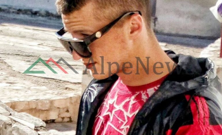 “U MASAKRUA ME THIKË NGA SHOKU I TIJ”/ Ja kush është viktima që humbi jetën sot në Bulqizë (FOTO)