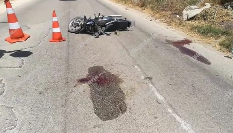 AKSIDENTI TRAGJIK NË DURRËS/ E përplas makina, humb jetën drejtuesi i një motori…