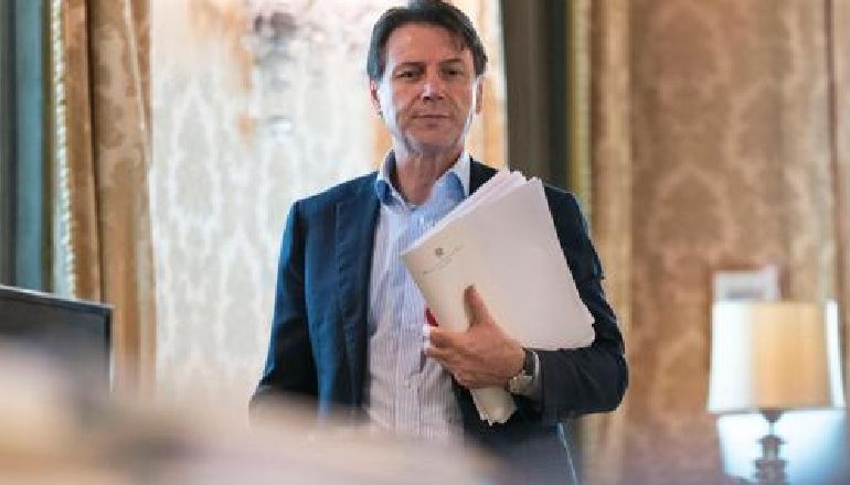 SITUATA POLITIKE NË ITALI/ Tre orë bisedime në Palazzo Chigi për programin qeveritar. Kthehen në “ndoshta” emrat e menduar “të sigurt”