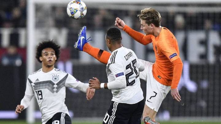 LIVE/ Po luhet ndeshja eliminatore Gjermani-Holandë, nis pjesa e dytë. Rezultati 1-0