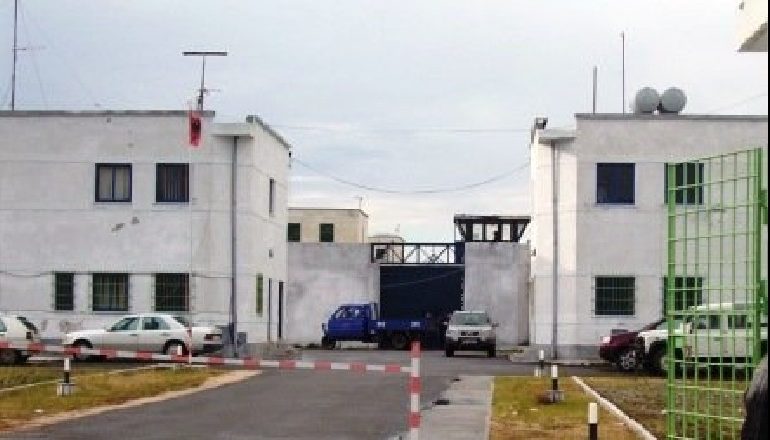“BIS 41” ZBULON KANABIS NË BURGUN E LEZHË/ Ishte fshehur në tarracë dhe në kuzhinë