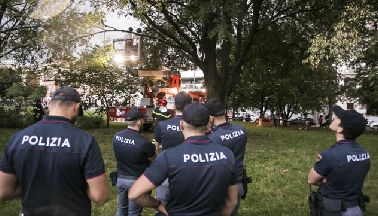 E RËNDË NË ITALI/ Shqiptari gjendet i varur në pemë 9 metra nga toka, ja si u zbulua mes degëve