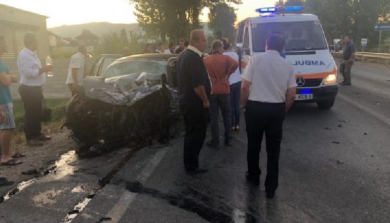 PARAKALIM I GABUAR/ Aksidenti me një të vdekur në Korcë, pranga drejtuesit të mjetit në spital (EMRI)