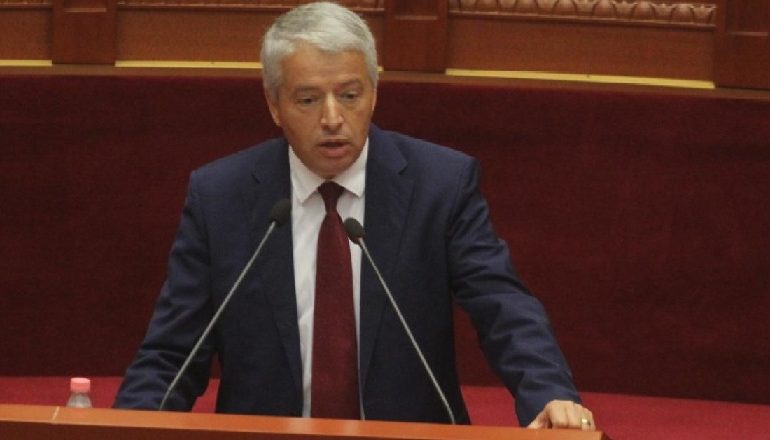 KTHIMI I DEKRETIT TË METËS/ Lleshaj: Do bëjmë më shumë ndryshime! 5-15 vite burg kush kapet me armë pa leje