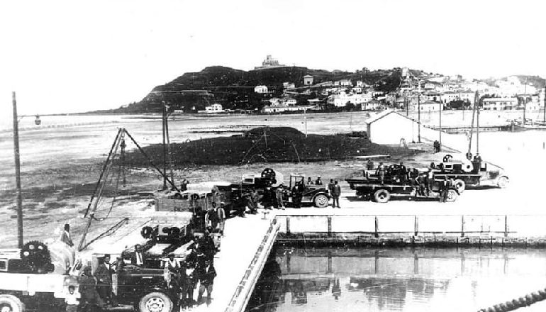 PAMJE TË RRALLA/ Ndërtimi i portit të Durrësit dhe plani i qytetit pas tërmetit të 1926 (FOTO)