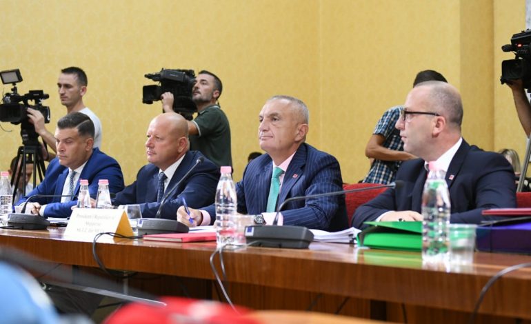 “ÇFARË DO TË BËNI ME 13 TETORIN?” Pyetja që Ilir Meta nuk i dha përgjigje