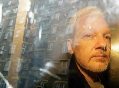 WIKILEAKS/ Assange do të qëndrojë në burg deri në momentin e ekstradimit drejt SHBA