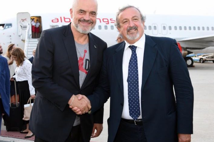 “EKONOMIA BLU E MESDHEUT”/ Rama vizitë në Itali për investimet dhe menaxhimin e aeroportit të Vlorës