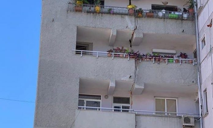 TËRMETET/ Llogari bankare në ndihmë të familjeve të dëmtuara, Majko ftesë bizneseve, shoqatave dhe individëve