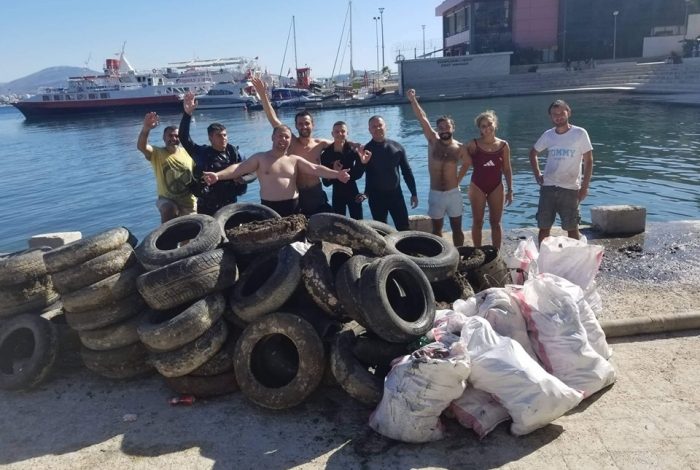 MISIONI I VEÇANTË I ZHYTËSVE NË SARANDË/ Nxirren 226 goma nga thellësia e detit (FOTOT)
