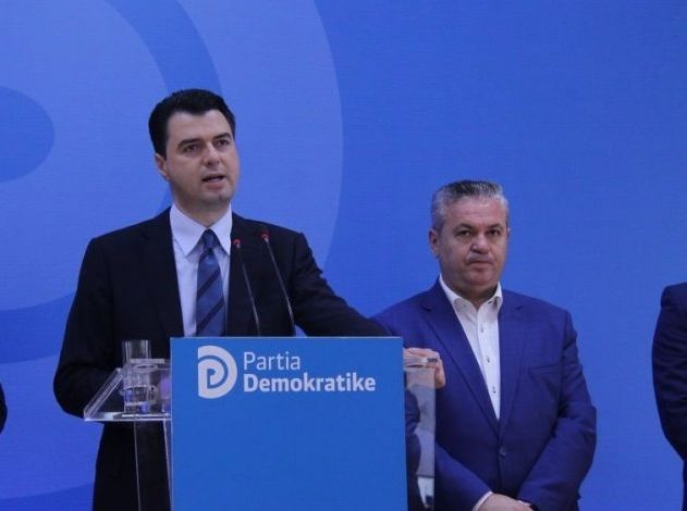 “MOS NA E MBUSH KRYESINË ME NJË…”/ Myslim Murrizi: Një pyetje kam o Lul molla, ky Kashau ka qënë i arrestuar për korrupsion?