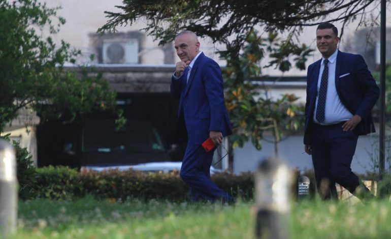 SHKARKIMI I METËS/ Zëdhënësi i Presidentit lajmëron: Të hënën…