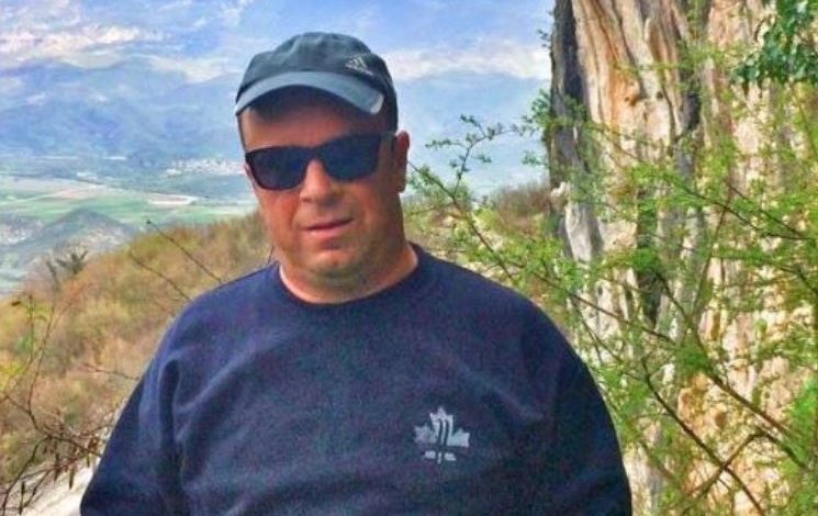 “ME GRUPIN NË JALË”/ Kush është ish-drejtori i rëndësishëm i LSI që u arrestua, ABUZOI me fondet