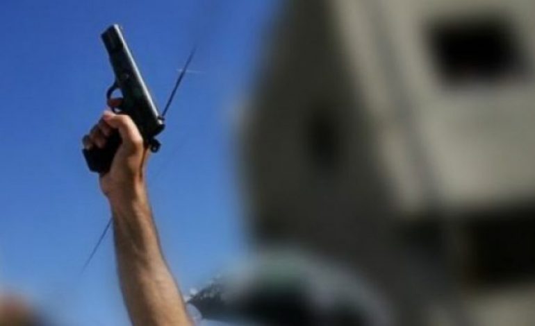 SHERR NATËN NË NJË LOKAL NË BULQIZË/ Plagoset me armë 41-vjeçari, policia jep detajet