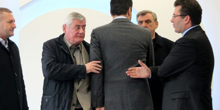 PËRÇAHET OPOZITA/ Dash Shehi: Meta e Rama janë provuar, tani e ka radhën Basha. Jo koalicion me LSI