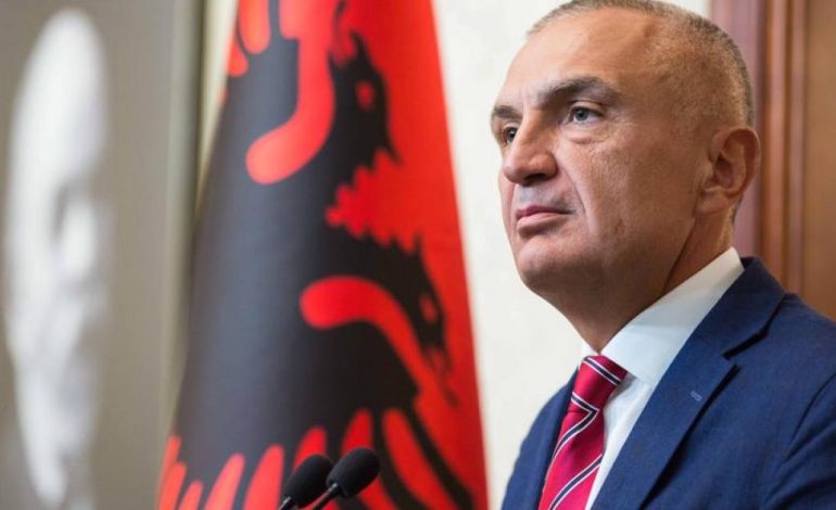 REAGIMI/Meta i pergjigjet shumicës, ditën qe i hodhën poshtë katër dekretet dhe fillojnë punën për shkarkimin e tij