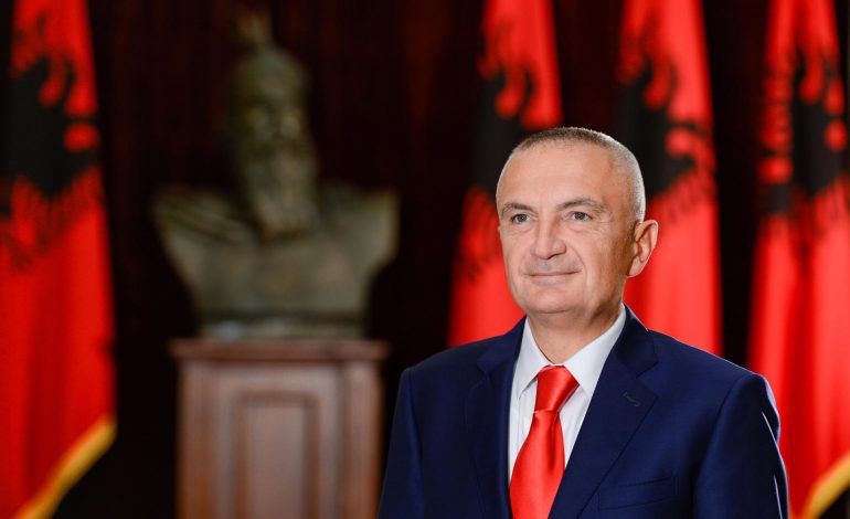 KREMTIMI I SHENJTËRIMIT TË NËNË TEREZËS/ Meta: Dashuria s’mund të mbetet vetëm