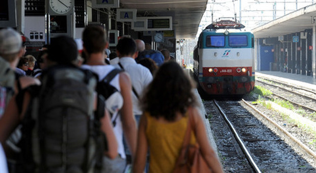 TRENI SHTYP PËR VDEKJE 20-VJEÇARIN SHQIPTAR/ Dëshmitari tregon detajin shokues: Njerëzit qeshnin (FOTO)