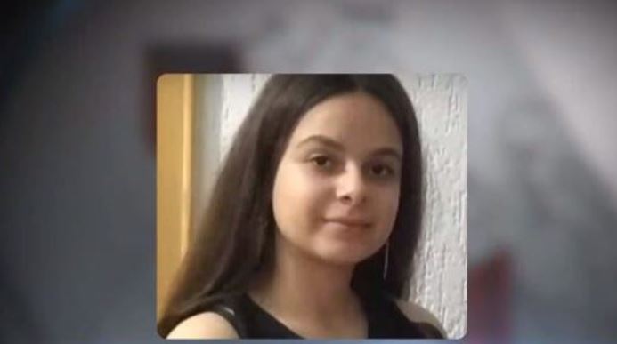 KA TRE MUAJ E ZHDUKUR/ 15-vjeçarja shqiptare i lutet nënës: Jam me të dashurin, thuaji babit të më marrë