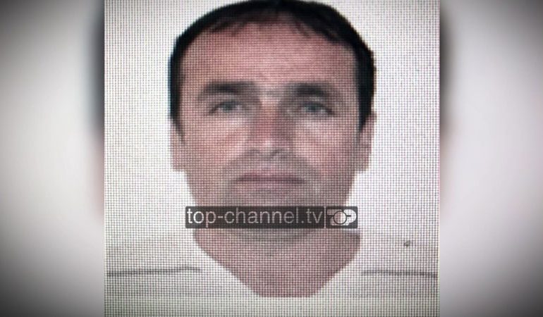 THEU MASËN E SIGURISË DUKE U LARGUAR NGA SHTËPIA/ Kapet në Lushnje “KUMBARI” i Shkodrës (EMRI)