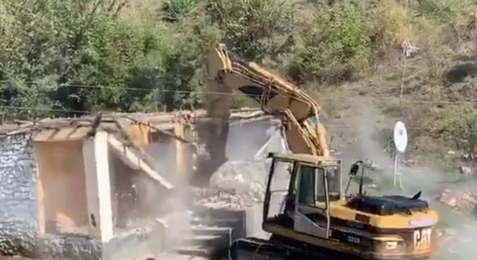 RINDËRTIMET E SHTËPIVE NGA TËRMETI/ Veliaj: Para Vitit të Ri do jenë dhjetëra shtëpi të reja