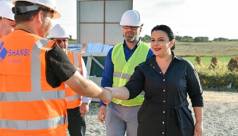 OST INVESTIM 1 MILION EURO NË NËNSTACIONIN E KAJANIT/ Balluku: Modernizojmë teknologjinë, rritet cilësia e furnizimit me energji