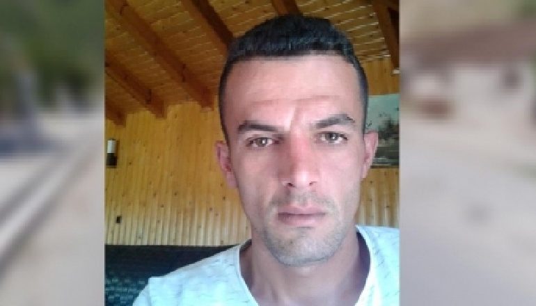 I PREU KOKËN FQINJIT/ Familjarët e viktimës: Autori i krimit horror në Përmet drejt lirimit nga Gjykata (FOTO)